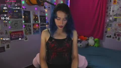 Snapshot of elisdarling chatting on 06/23/26, 08:51 elisdarling online show from 06/23/26, 08:51
