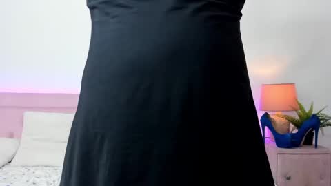  Elise  online show from 02/12/25, 11:29