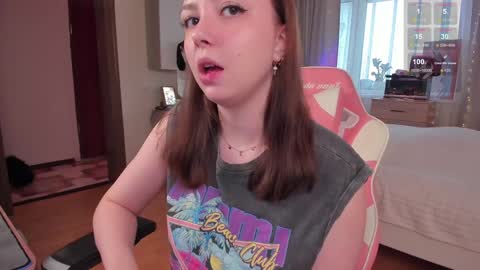 Snapshot of elisejays chatting on 01/18/25, 10:06 Elise    online show from 01/18/25, 10:06