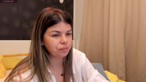 Snapshot of elisetyler89 chatting on 05/09/26, 07:08 Elly online show from 05/09/26, 07:08
