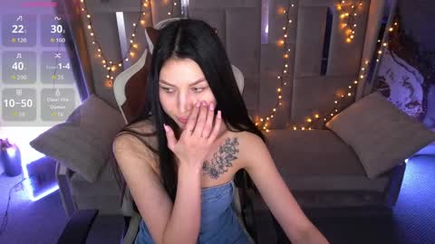 Snapshot of elisevelour chatting on 04/10/26, 12:54 elisevelour online show from 04/10/26, 12:54