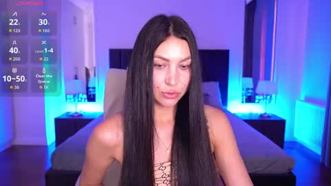 Snapshot of elisevelour chatting on 07/06/26, 12:46 elisevelour online show from 07/06/26, 12:46