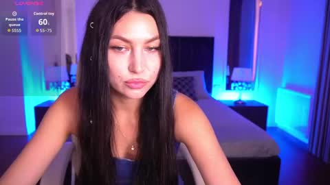 Snapshot of elisevelour chatting on 07/21/26, 12:07 elisevelour online show from 07/21/26, 12:07