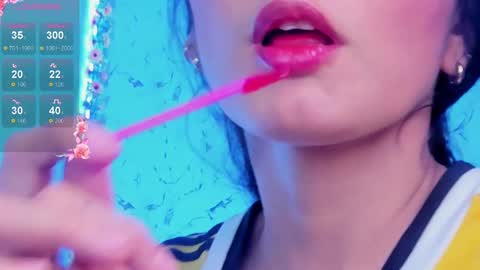 E L I S S A online show from 11/19/25, 02:22