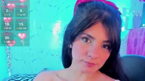 Snapshot of elissa_iris chatting on 03/25/26, 02:28 E L I S S A online show from 03/25/26, 02:28