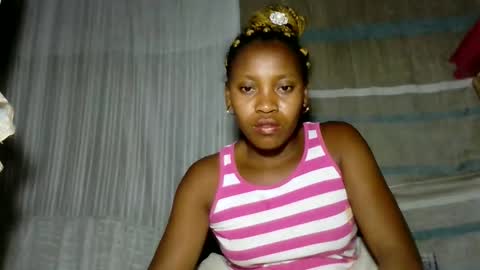 Snapshot of elita12010 chatting on 06/07/26, 11:52 elita12010 online show from 06/07/26, 11:52