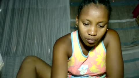 Snapshot of elita12010 chatting on 06/17/26, 05:54 elita12010 online show from 06/17/26, 05:54