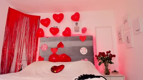 Elizabeth  online show from 02/15/25, 04:12