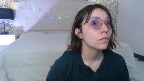 Eliza online show from 12/17/25, 07:20