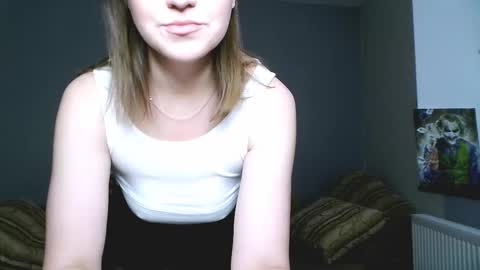 Snapshot of eliza_sin chatting on 11/30/25, 09:24 Elizabeth online show from 11/30/25, 09:24