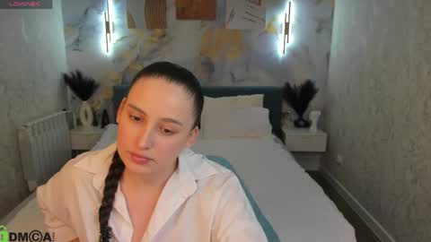 Snapshot of elizabet_collins chatting on 04/22/26, 09:33 Elizabet online show from 04/22/26, 09:33