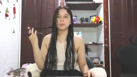 Snapshot of elizabeth_evanz chatting on 02/11/25, 12:28 elizabeth online show from 02/11/25, 12:28