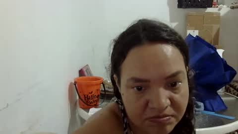 Elizabeth Martinez  online show from 05/01/26, 03:49
