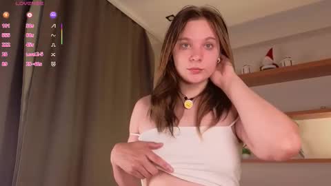 Snapshot of elizabethandersen chatting on 09/24/25, 01:09 Elizabeth online show from 09/24/25, 01:09