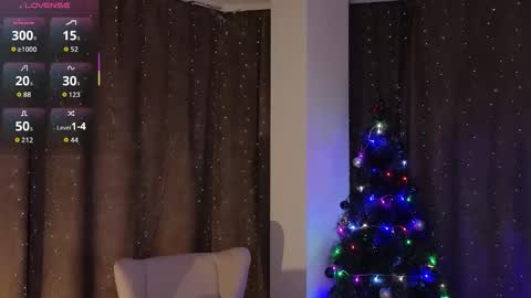 Snapshot of elizabethandersen chatting on 11/22/25, 01:26 Elizabeth online show from 11/22/25, 01:26