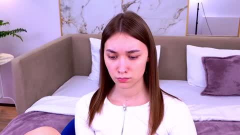 Elizabeth online show from 02/01/25, 09:19