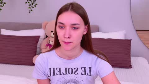 Elizabeth online show from 02/26/25, 11:04