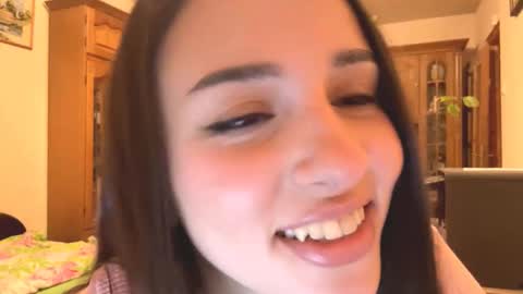 Mia online show from 11/13/25, 03:55