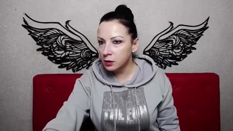 ElizabethSho online show from 01/19/25, 06:10