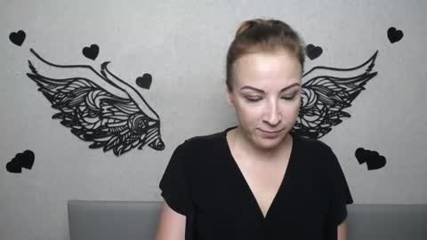 ElizabethSho online show from 07/03/26, 05:19