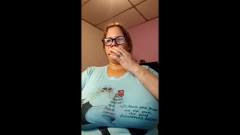 Elizabeth online show from 04/26/26, 11:13
