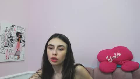 Snapshot of elizabethwall chatting on 01/26/25, 04:41 elizabethwall online show from 01/26/25, 04:41