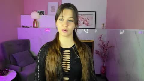 Eliza online show from 11/30/25, 01:04