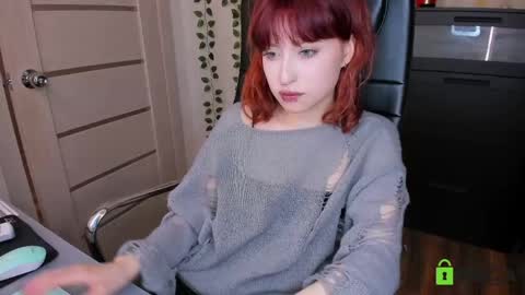 Snapshot of elizanik chatting on 05/15/26, 11:45 Eliza online show from 05/15/26, 11:45