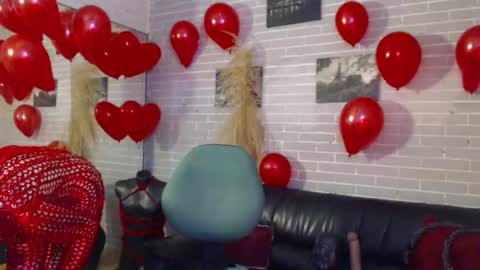   online show from 02/19/25, 09:14