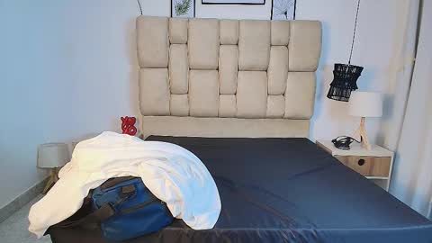 Eliza online show from 09/12/25, 11:54