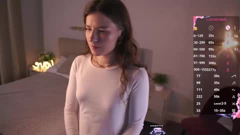 Snapshot of elizebethcreeley chatting on 10/14/25, 08:37 harlotte online show from 10/14/25, 08:37