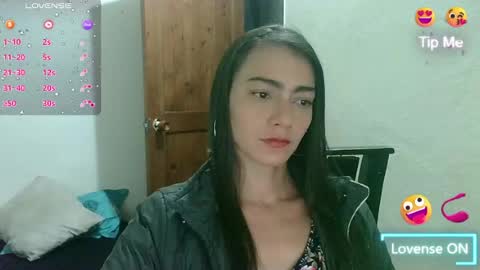 Snapshot of elizka_00 chatting on 05/20/26, 01:45 elizka 00 online show from 05/20/26, 01:45