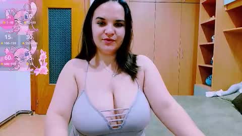 Ella  online show from 10/20/25, 07:03