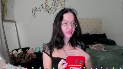 Snapshot of ella_gdss chatting on 01/12/26, 06:24 ELLA online show from 01/12/26, 06:24