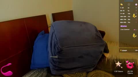 Snapshot of ella_harry chatting on 02/12/26, 02:28 Ella and Harry online show from 02/12/26, 02:28