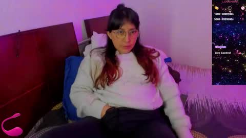 Snapshot of ella_harry chatting on 02/17/26, 01:02 Ella and Harry online show from 02/17/26, 01:02