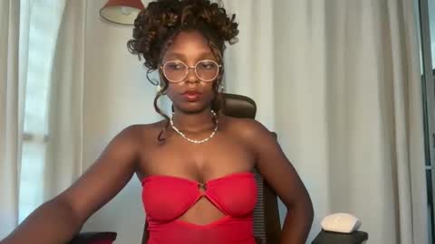 Ella online show from 01/19/26, 10:08