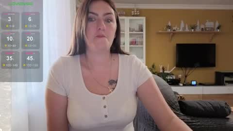 Snapshot of ella_max_live chatting on 03/16/26, 06:17 Ella Max online show from 03/16/26, 06:17