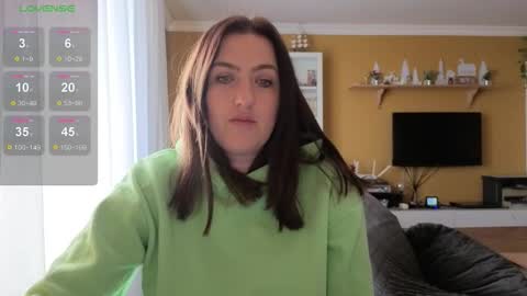 Snapshot of ella_max_live chatting on 03/23/26, 07:01 Ella Max online show from 03/23/26, 07:01