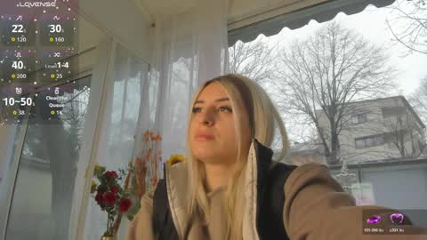 Snapshot of ella_vee chatting on 04/03/26, 05:16 ella_vee online show from 04/03/26, 05:16
