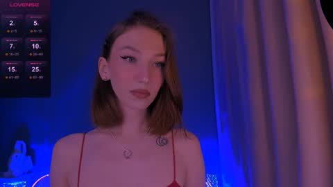 ellaamber online show from 11/26/25, 01:28