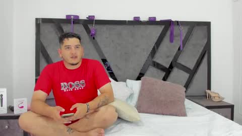 Snapshot of ellaamuller chatting on 02/18/25, 12:49 Ellaa Muller online show from 02/18/25, 12:49