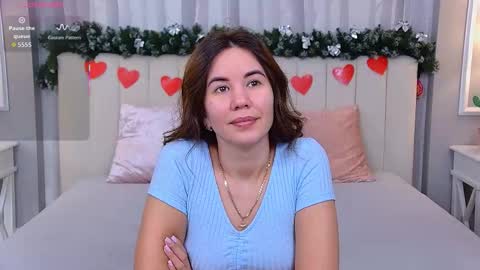 Ella online show from 10/17/25, 04:15