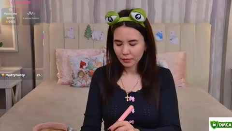 Ella online show from 12/03/25, 04:20