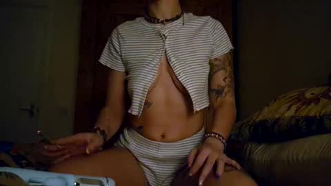 ellababy94 online show from 11/09/25, 01:15