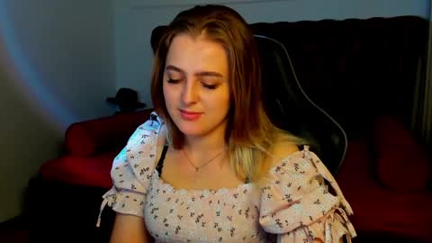 EllaBells online show from 04/30/26, 05:03