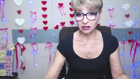 EllaBonito online show from 02/16/25, 06:21