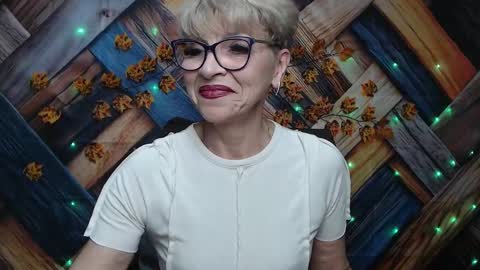 EllaBonito online show from 11/23/25, 06:24