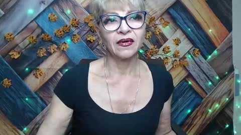 EllaBonito online show from 11/30/25, 06:39