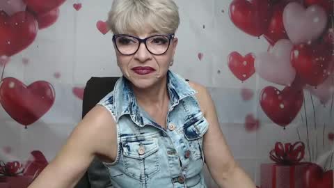 EllaBonito online show from 05/10/26, 05:34